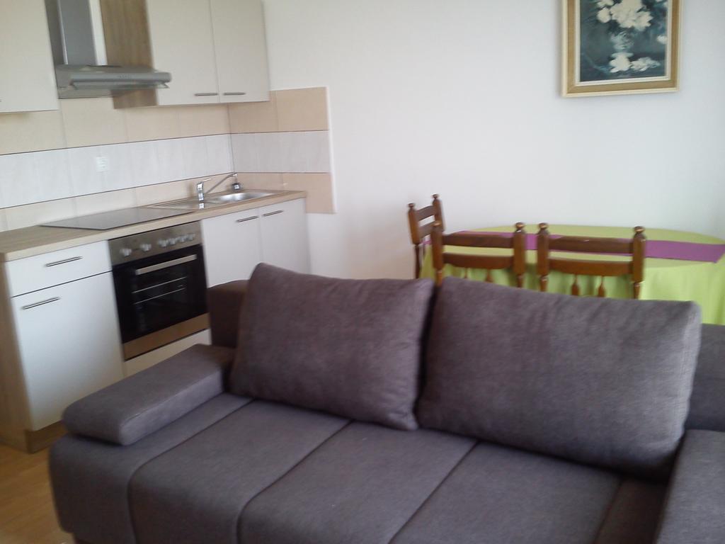Jadranka Apartment *